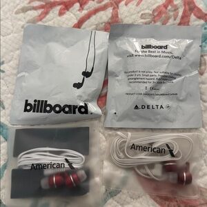 Set/4 Delta Studio/AA Wired Earbuds